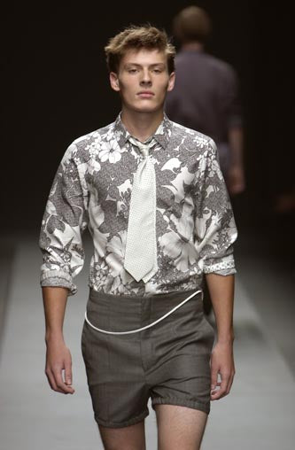 2003 Fitted Shirt in Floral-Print Polyester