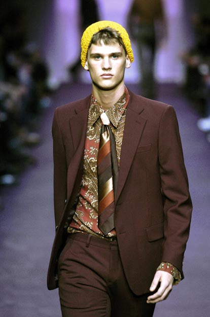 2005 Fitted Shirt in Virgin Wool Twill with Diagonal Paisley Print