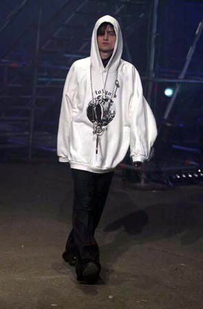 2001 'Antwerp' Curved Hem T-Shirt