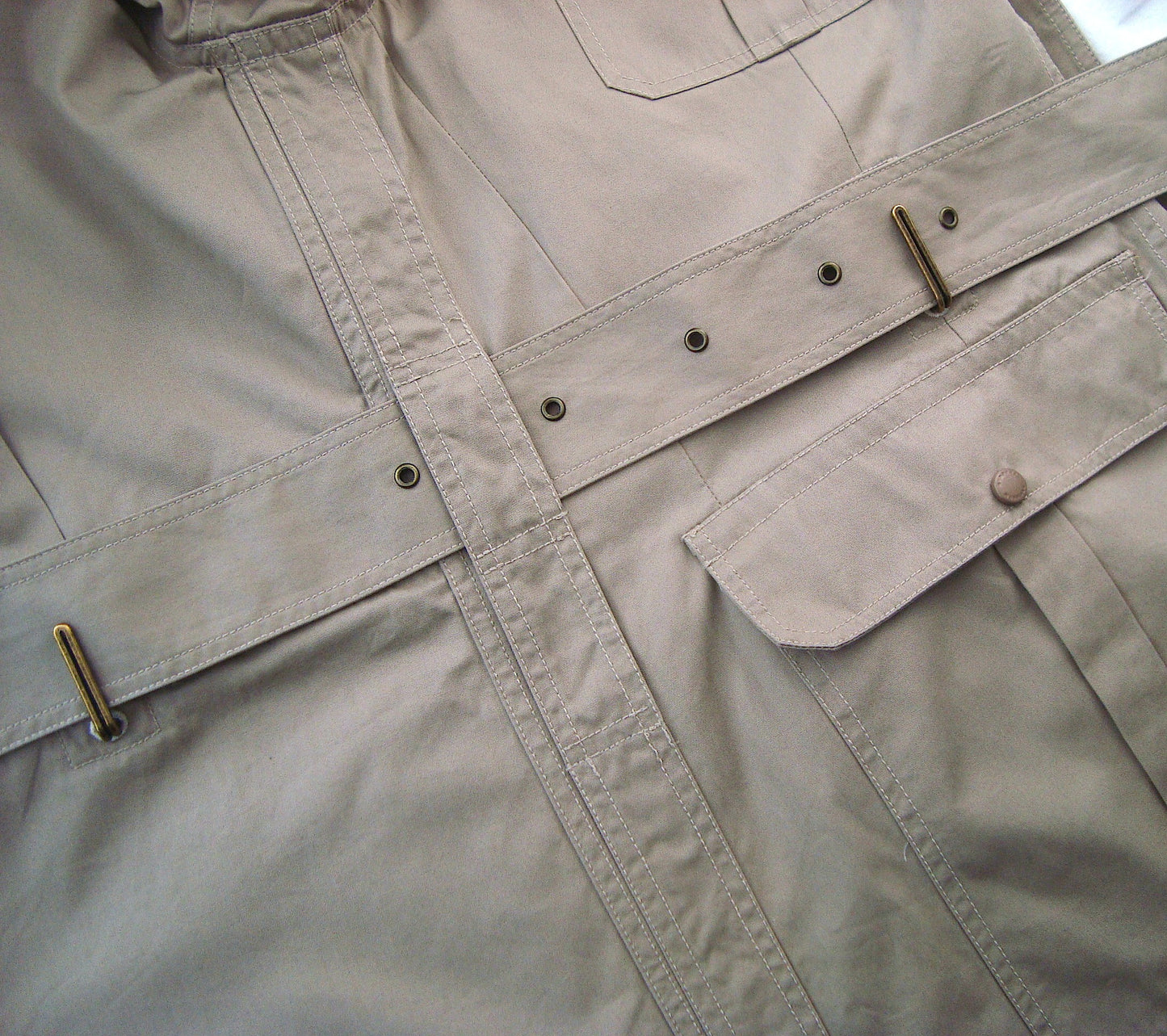 2011 Short-Sleeve Tailored Military Jacket with Metal Details