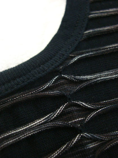 2006 Laser-Cut Overlaid Knit Sleeveless Top