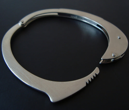 2004 Women's Handcuff Bracelet