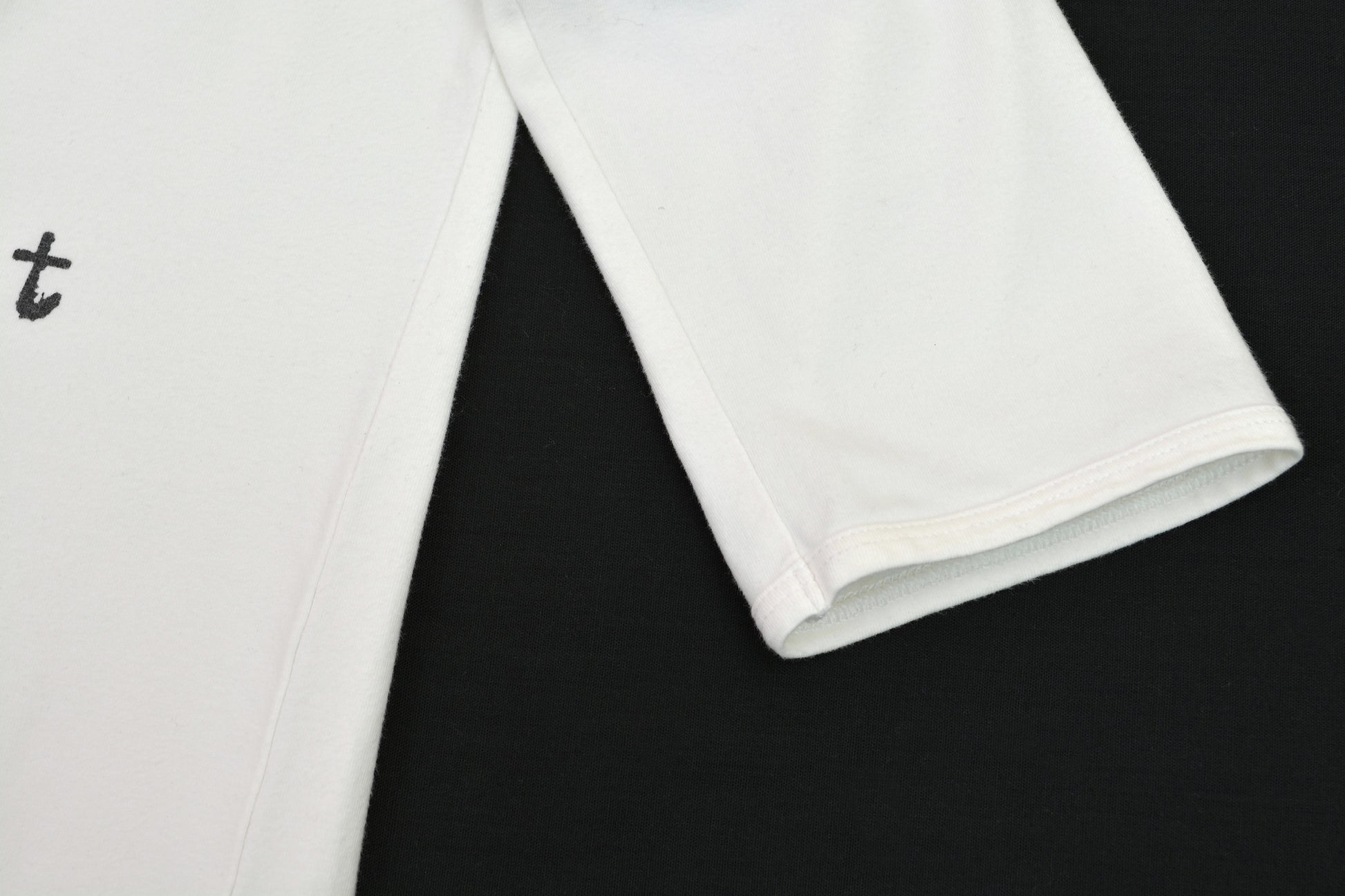 Raf Simons 2003 'White Asphalt, Black Asphalt' T-shirt – ENDYMA Raf Simons 2003 'White Asphalt, Black Asphalt' T-shirt – ENDYMA